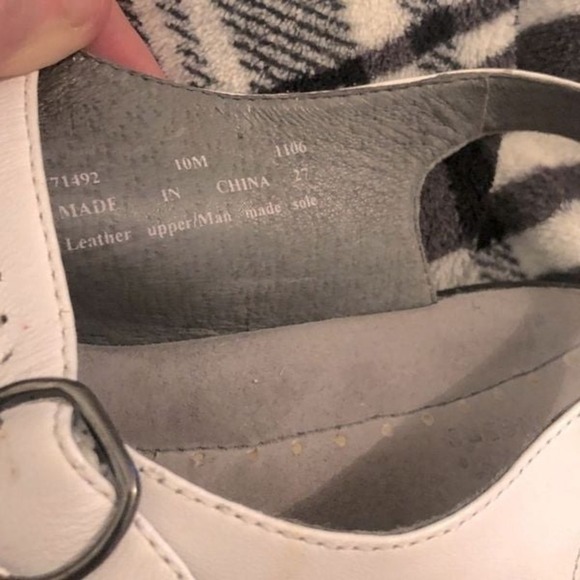 Clarks Springers White Leather Buckle Strap Slingback Sandals - Picture 4 of 4